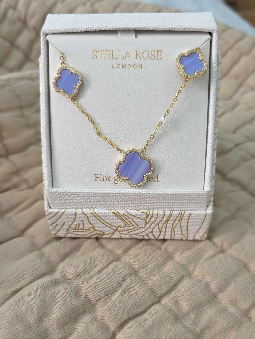 Stella Rose Gold-Plated Lavender Clover Necklace